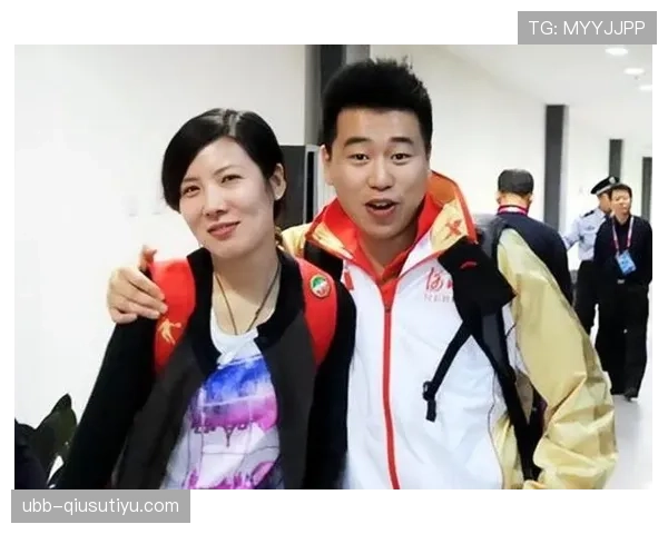 庞伟训练完回家直接睡车库，老婆说他比狗还难叫醒